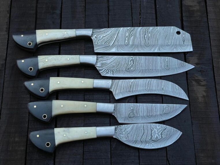 Magnificent Custom Made Damascus Blade Kitchen/Chef Knife Set 5 pieces, Unique High Grade Hand Forged Kitchen Knives Set