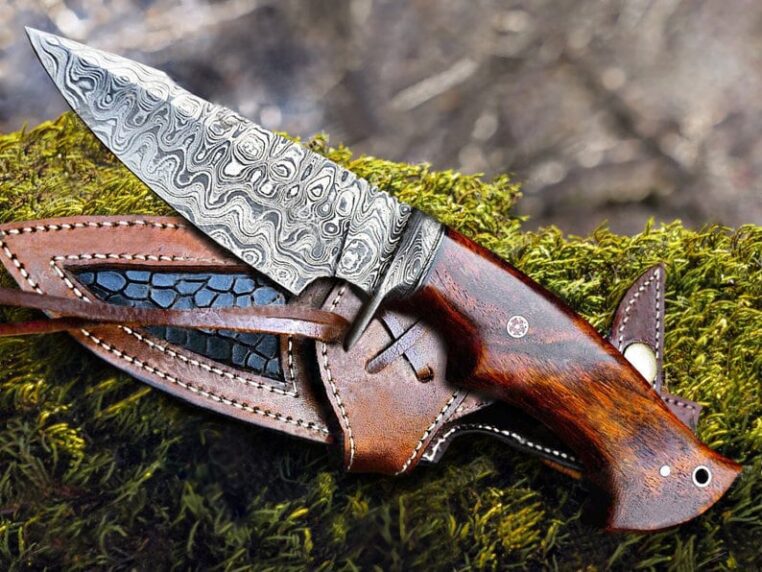 Bobcat Forge - 11" Handmade Damascus Hunting Knife with Leather Sheath