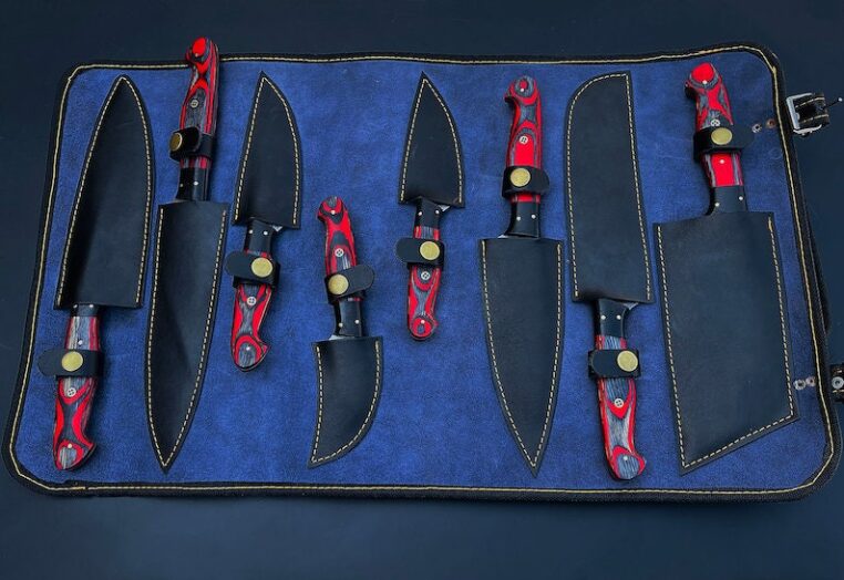 Magnificent Custom Made Damascus Blade Kitchen/Chef Knife Set 8 Pieces