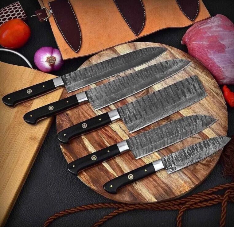 Magnificent Custom Made Damascus Blade Kitchen/Chef Knife Set 5 pieces, Unique High Grade Hand Forged Kitchen Knives Set