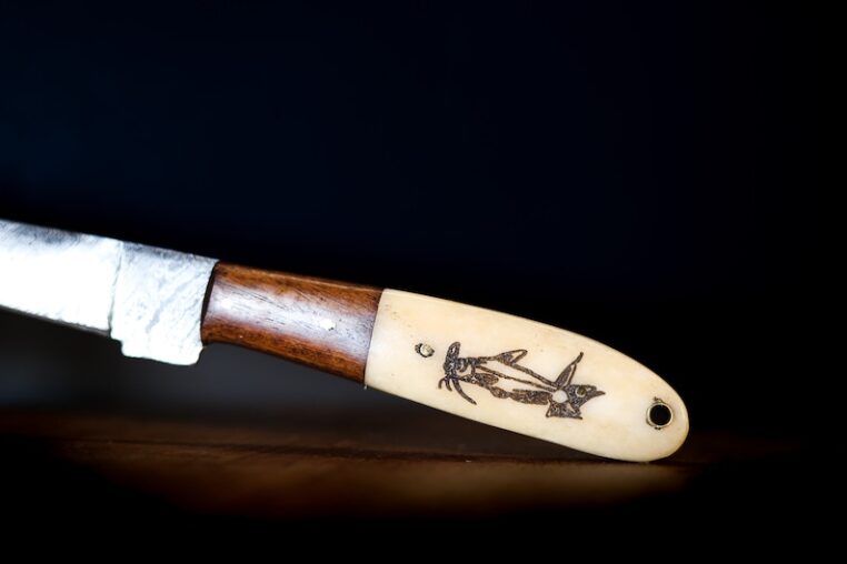 Fillet Fishing Knife Handmade Damascus Steel Knife with Flexible Blade