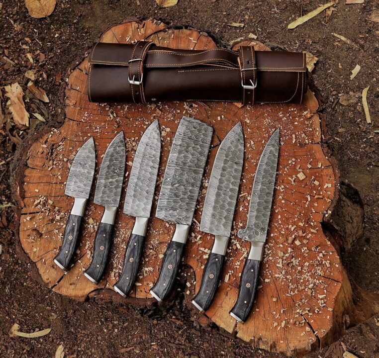 Magnificent Custom Made Damascus Blade Kitchen/Chef Knife Set 6 pieces, Unique High Grade Hand Forged Kitchen Knives Set