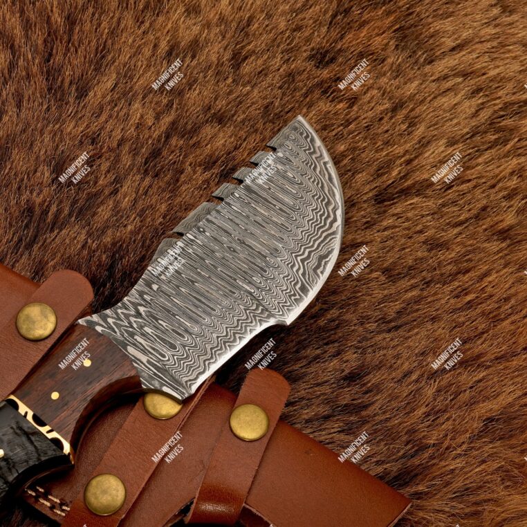 11" Damascus Steel Tracker Hunting Knife With Leather Sheath