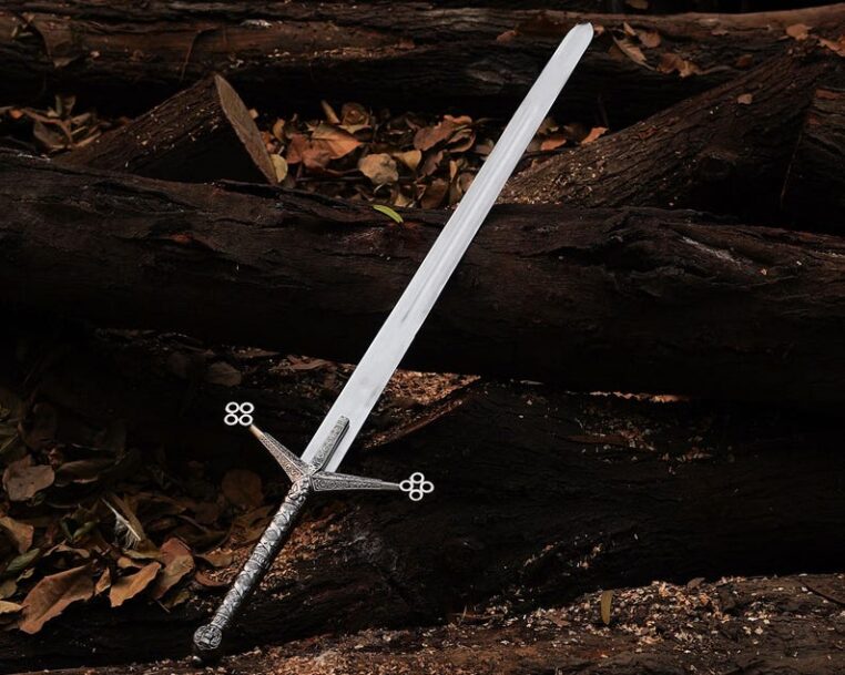 Handmade Scottish Claymore Sword, Black Medieval Sword with Leather Sheath, J2 Steel Highland Claymore