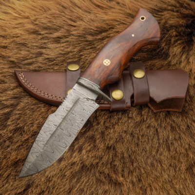 Timberfang - 10.5" Hand-Forged Damascus Hunting Knife with Leather Sheath