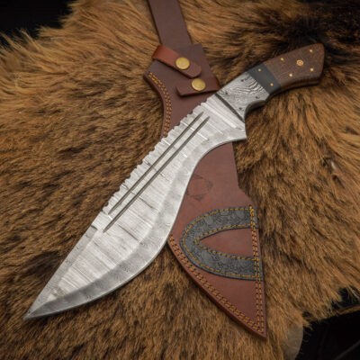 Ironfang Kukri: 17” Hand-Forged Damascus Survival Knife – Cocobolo Wood & Bull Horn Handle